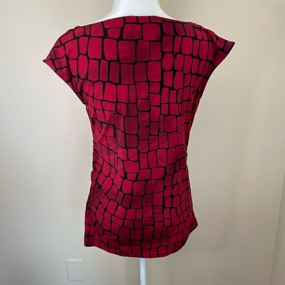 Kenneth Cole| Small | Sleeveless top| Drape front - Picture 5 of 9